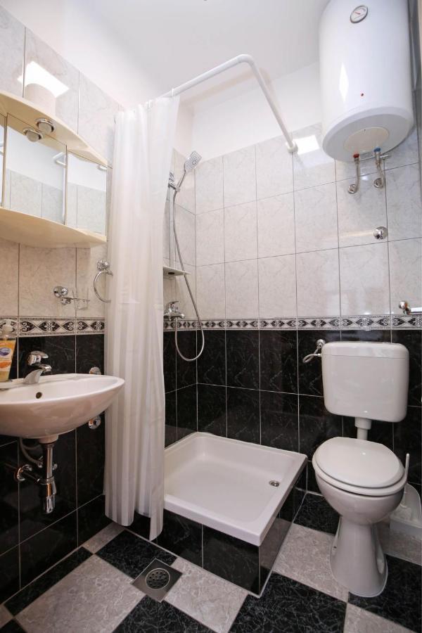 Apartmani Krka Rooms Lozovac Exterior foto